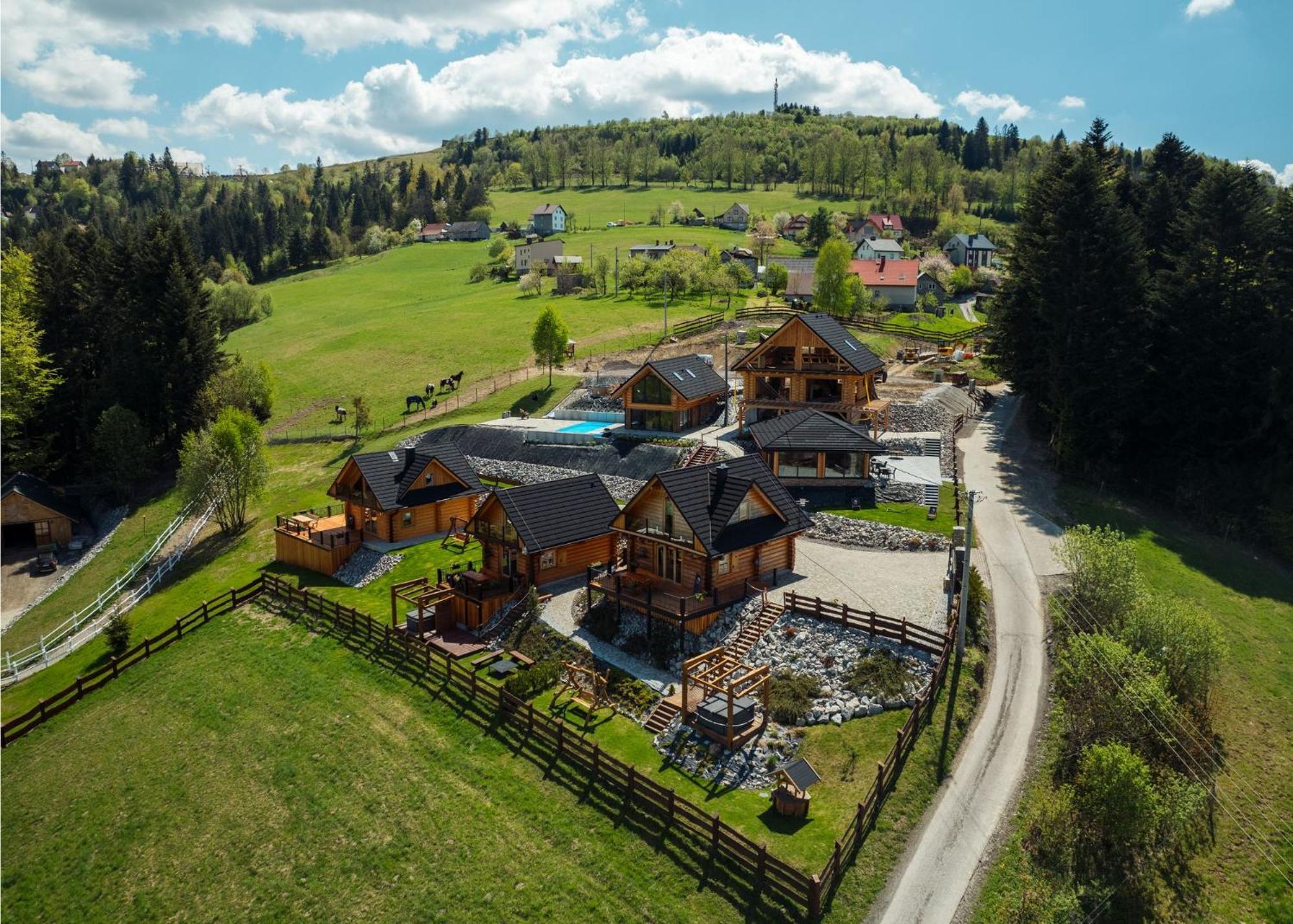 Swierkowe Chatki W Koniakowie Exterior foto